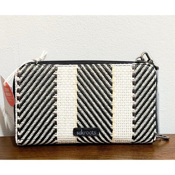 Sakroots Handbags - NWT: Sakroots - Women's, Woven, Convertible Wristlet/ Crossbody Bag